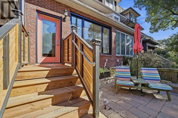 Primary Bedroom - 45 Alton Avenue, Toronto, ON M4L2M3 Photo 5