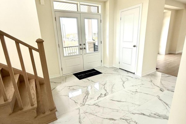 45 Arnold Circle, Brampton, ON, photo 3