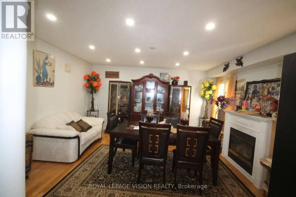 Dining room - 45 Bradbury Crescent, Ajax, ON L1T4H5 Photo 5