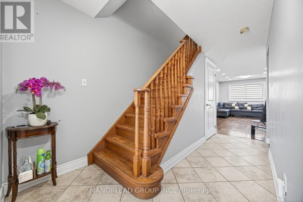 Dining room - 45 Brimstone Crescent, Toronto, ON M1V3C8 Photo 3