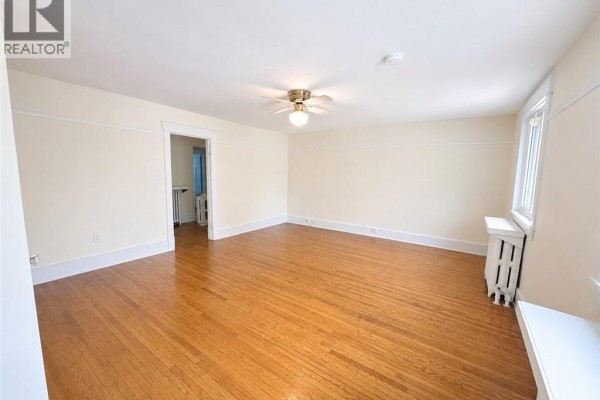 Living room - 45 Fairleigh Crescent Unit# 2, Hamilton, ON L8M2L1 Photo 4