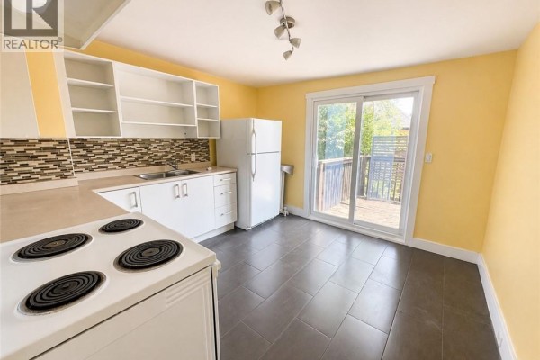 45 Fairleigh Crescent Unit# 2, Hamilton, ON L8M2L1 Photo 5