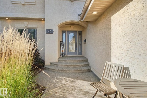 Family room - 45 Leonard Dr, St  Albert, AB T8N6T3 Photo 4