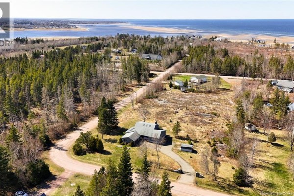 45 Les Arpents-verts Road, Grand Barachois, NB, photo 3