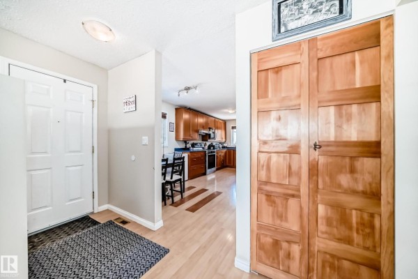 Bedroom 2 - 45 Oatway Dr, Stony Plain, AB T7Z1G5 Photo 5