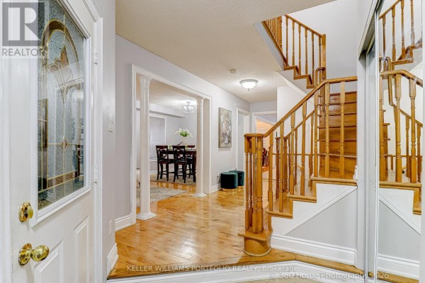 45 Olympia Crescent, Brampton, ON, photo 3