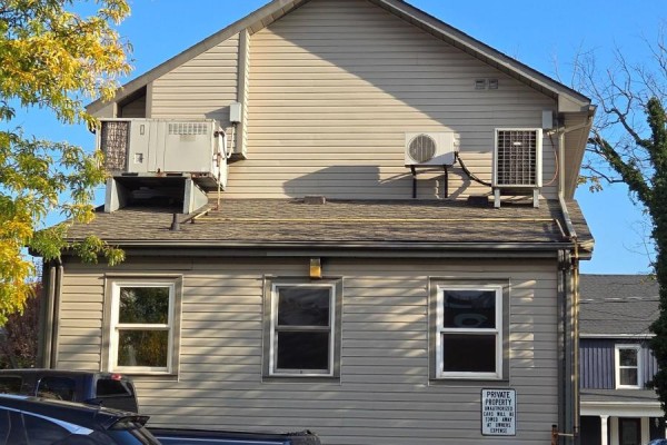 45 Ontario Street, Grimsby, ON L3M3H1 Photo 2