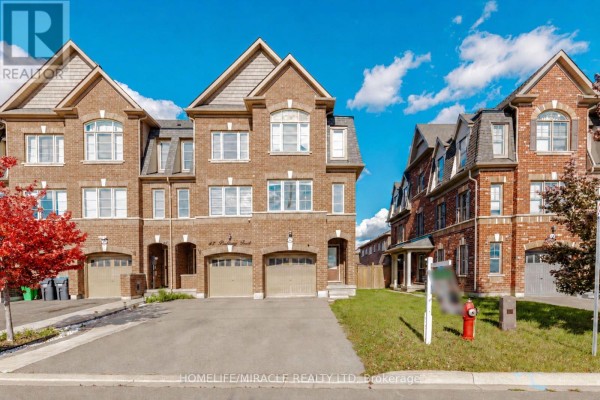 45 Padbury Trail, Brampton