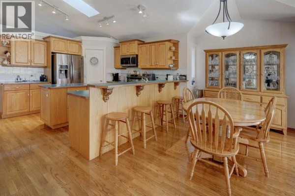 Kitchen - 45 Panorama Hills Manor Nw, Calgary, AB T3K5K6 Photo 5
