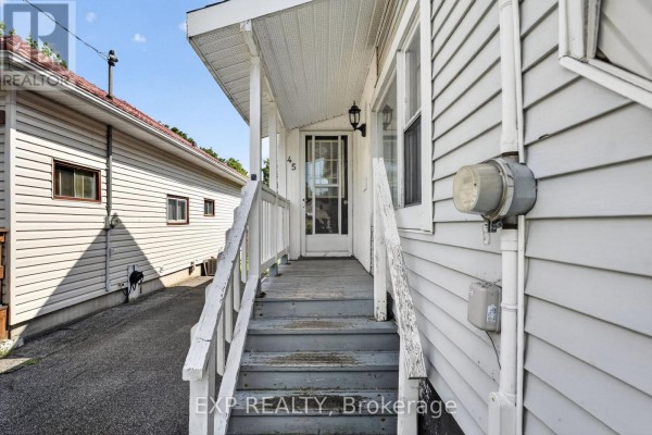 Laundry room - 45 Phipps Street, Fort Erie, ON L2A2V3 Photo 5