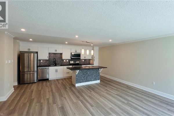 Kitchen - 45 Pond Mills Road Unit# 103, London, ON N5Z4W5 Photo 5