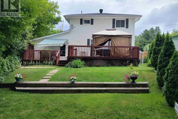 Dining room - 45 Poplar Rd, Elliot Lake, ON P5A2J4 Photo 2