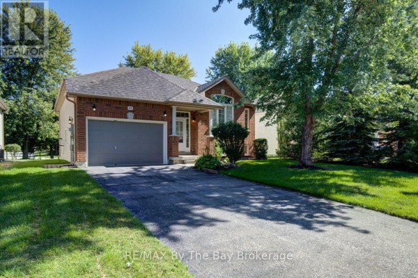 Eating area - 45 Rose Valley Way, Wasaga Beach, ON L9Z3C4 Photo 3