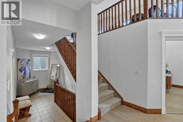 2pc Bathroom - 45 Sherwood View Nw, Calgary, AB T3P1P1 Photo 5