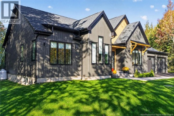 Games room - 45 Vernay, Memramcook, NB E4K0E4 Photo 4