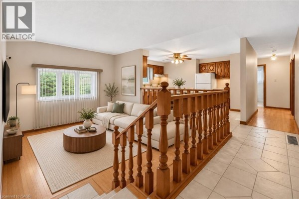 Eat in kitchen - 45 Worsley Road, Stoney Creek, ON L8E2C3 Photo 5
