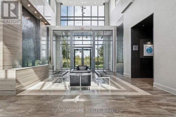 Living room - 206 - 45 Yorkland Boulevard, Brampton, ON L6P4B4 Photo 4