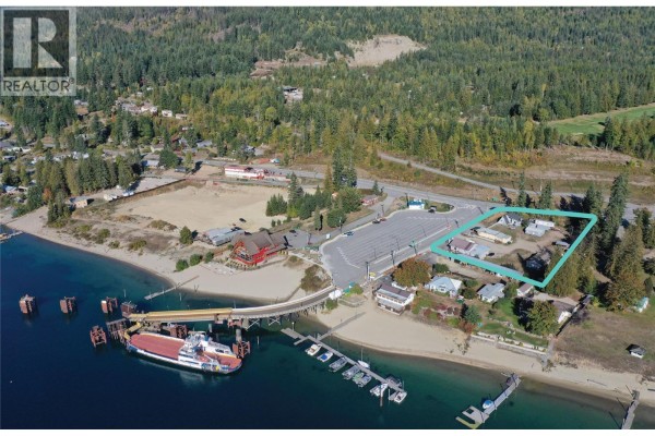 450 Balfour Ferry Road, Balfour, BC V0G1C0 Photo 2