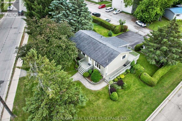 Utility room - 450 Charles Street N, Gananoque, ON K7G1V7 Photo 4