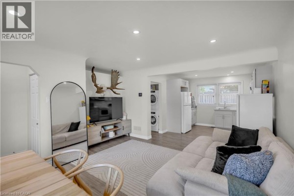 450 Highland Road E, Kitchener, ON N2M3W7 Photo 5