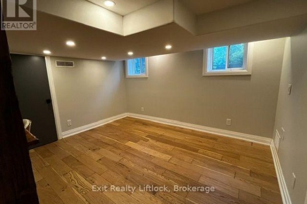 Basement - 450 Weller Street, Peterborough, ON K9H2N6 Photo 5