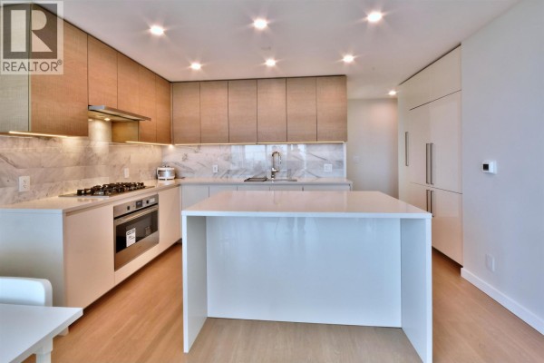 4504 2108 Gilmore Avenue, Burnaby, BC V5C0N8 Photo 3