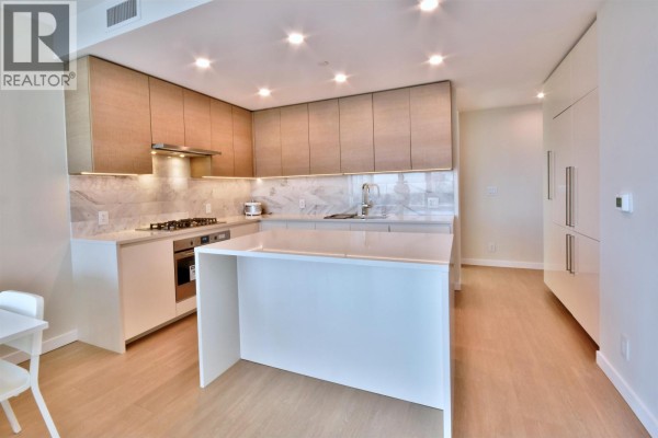 4504 2108 Gilmore Avenue, Burnaby, BC V5C0N8 Photo 4