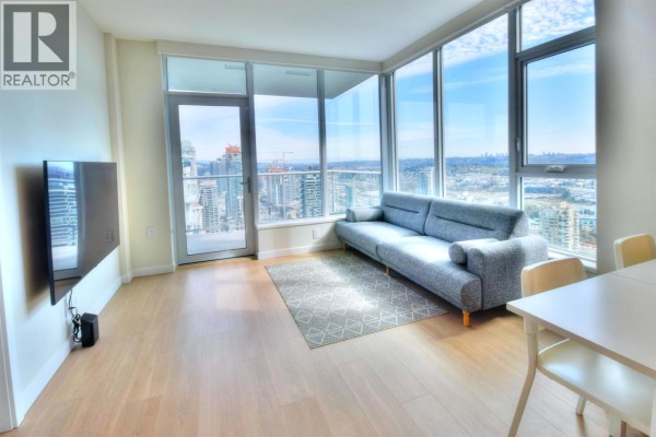 4504 2108 Gilmore Avenue, Burnaby, BC V5C0N8 Photo 5