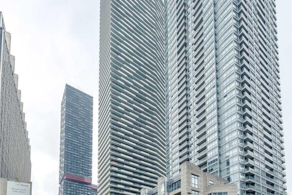 4505 - 2221 Yonge Street, Toronto