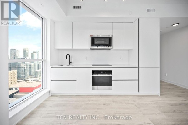 4506 - 327 King Street W, Toronto, ON, photo 3