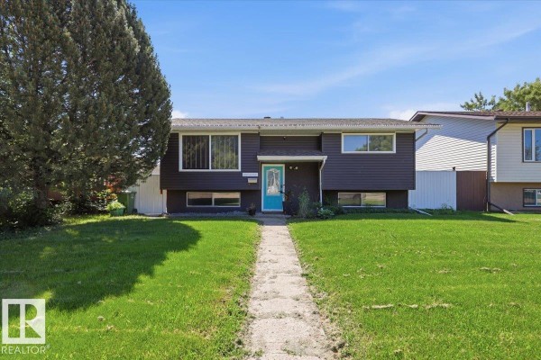 Primary Bedroom - 4507 46 Av, Wetaskiwin, AB T9A1X1 Photo 4