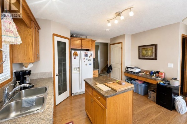 Bedroom - 4507 74 Street, Camrose, AB T4V1X9 Photo 5