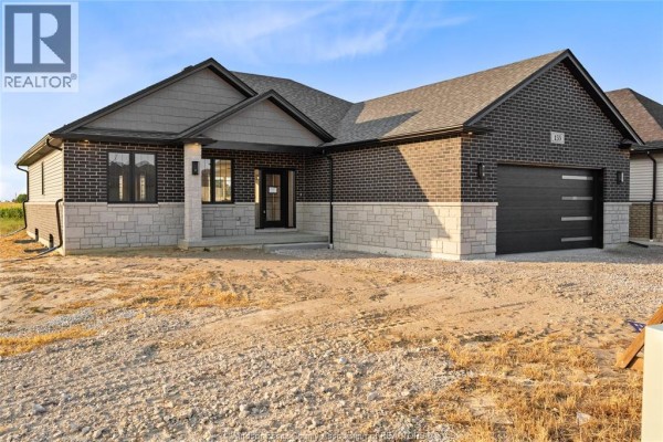 4507 Ursula, Comber, ON, photo 2