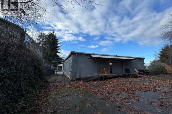 451 Albert St, Nanaimo, BC V9R2V9 Photo 5