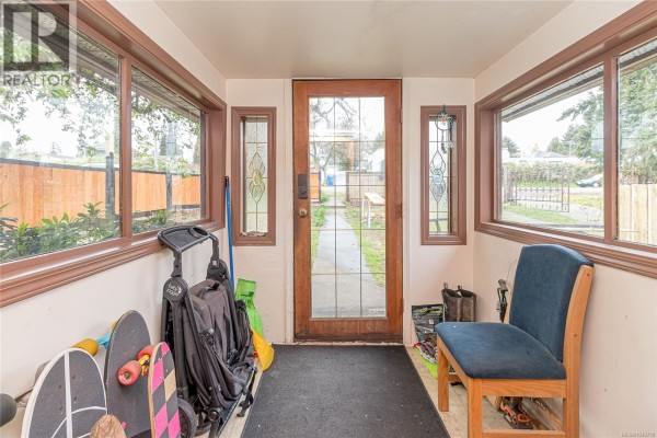 451 Irwin St, Nanaimo, BC, photo 3