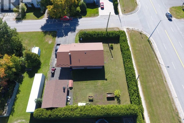Living room - 451 Joyal Drive, Temiskaming Shores, ON P0J1K0 Photo 3