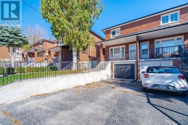 Kitchen - 451 Westmoreland Avenue N, Toronto, ON M6H3A6 Photo 3