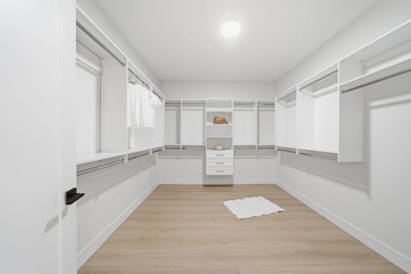 Mud room - 45122 Watson Road, Sardis South, Chilliwack, BC V2R3R5 Photo 5