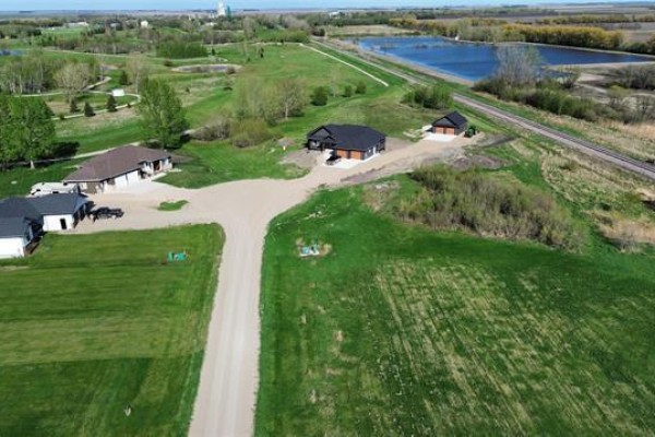 45125 T. Tkachyk Road, Elm Creek, MB R0G0N0 Photo 4