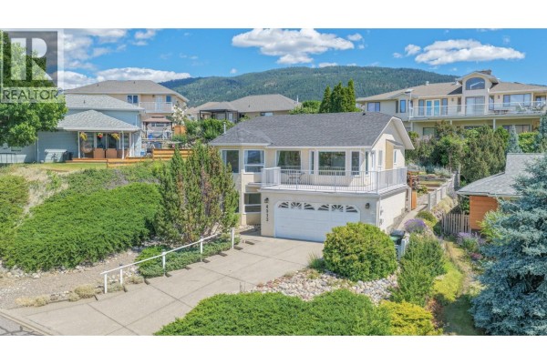 Foyer - 4513 Cascade Drive, Vernon, BC V1T8J7 Photo 2