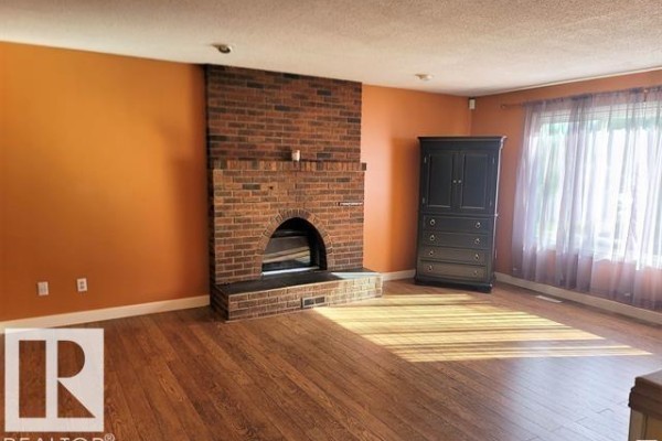 Kitchen - 4514 41a St, Bonnyville Town, AB T9N1K3 Photo 2