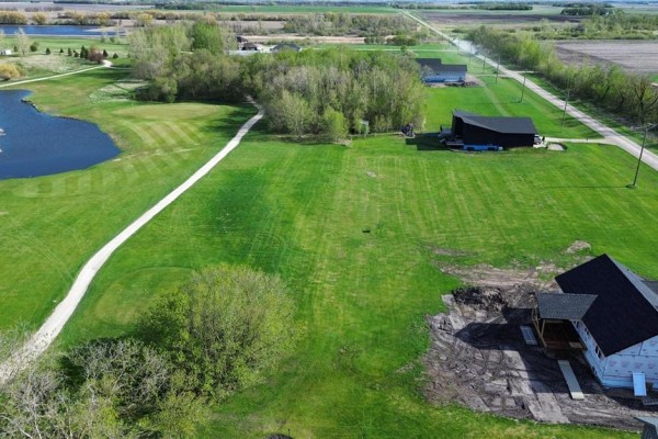 45147 T.tkachyk Road, Elm Creek, MB R0G0N0 Photo 3