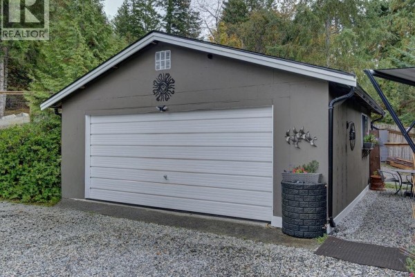 4517 Pollock Road, Pender Harbour, BC V0N2H1 Photo 5