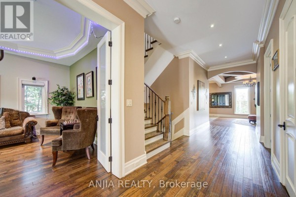Dining room - 452 Fernleigh Circle S, Richmond Hill, ON L4C1E6 Photo 4