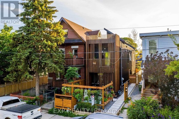 452 Montrose Avenue, Toronto, ON, photo 3