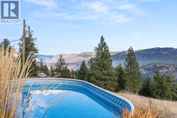4pc Bathroom - 4520 Highway 3, Rock Creek, BC V0H1Y0 Photo 5