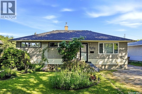 4523 England Road, Regina