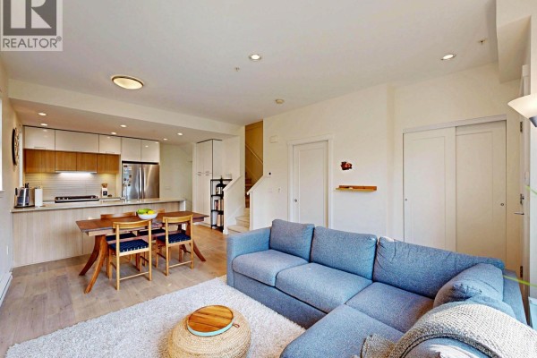 4527 Earles Street, Vancouver, BC V5R3R1 Photo 5