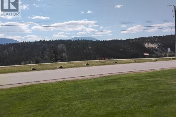 453 13th Avenue, Invermere, BC, photo 2