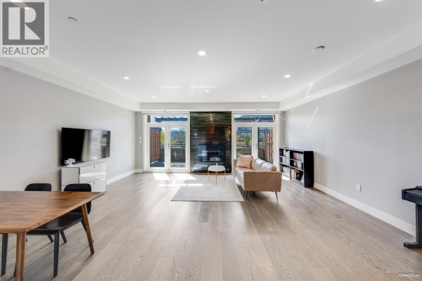 453 13th Street, West Vancouver, BC V7T2N7 Photo 5